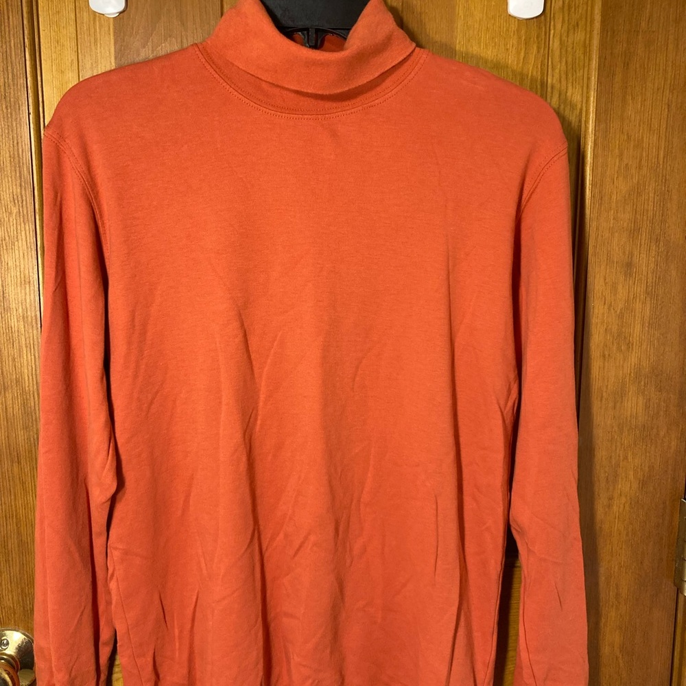 Turtleneck orange St. John’s bay small